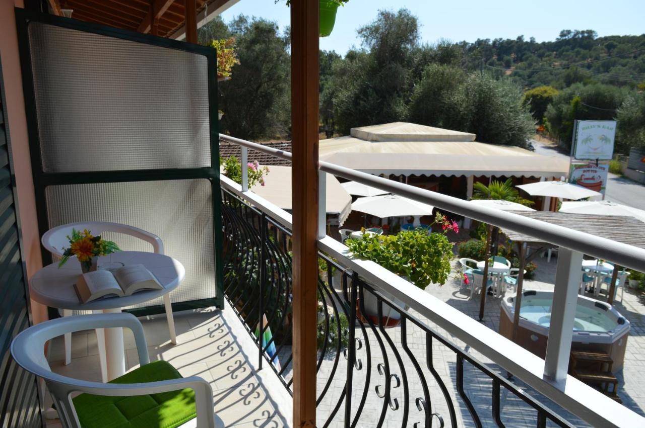 Billy'S Rooms Moraitika Exterior foto