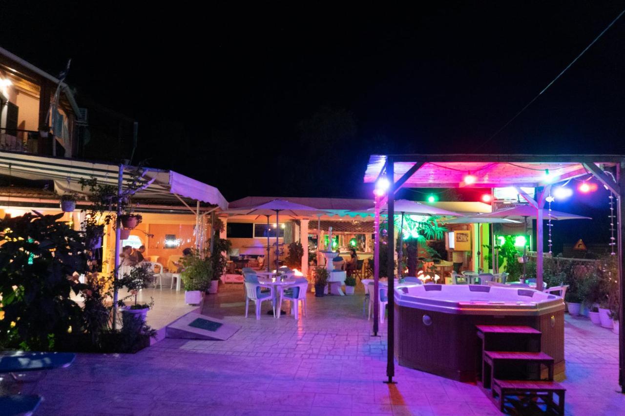 Billy'S Rooms Moraitika Exterior foto