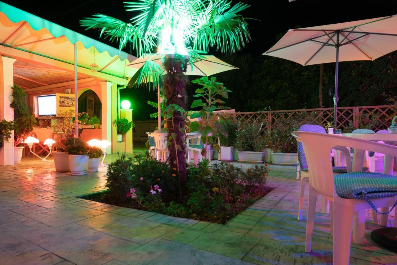Billy'S Rooms Moraitika Exterior foto
